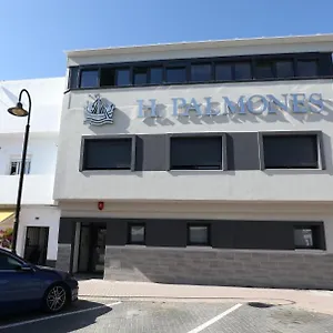 H.palmones Hostel